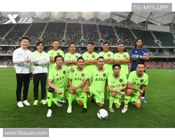 香港足球明星队历任队长回顾与成就分析探讨